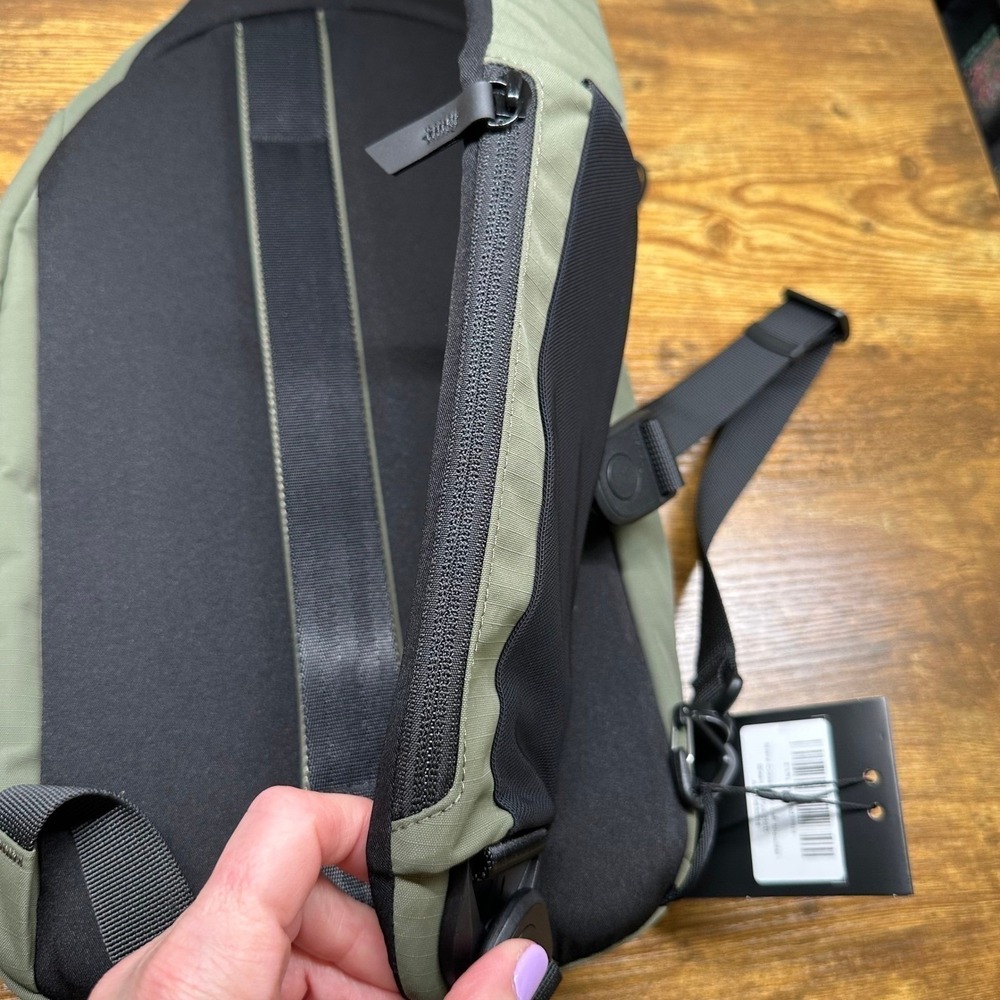NEW Alpaka Metro Crossbody Bag Green Axoflux 210D Left Shoulder Business Travel - Picture 10 of 10